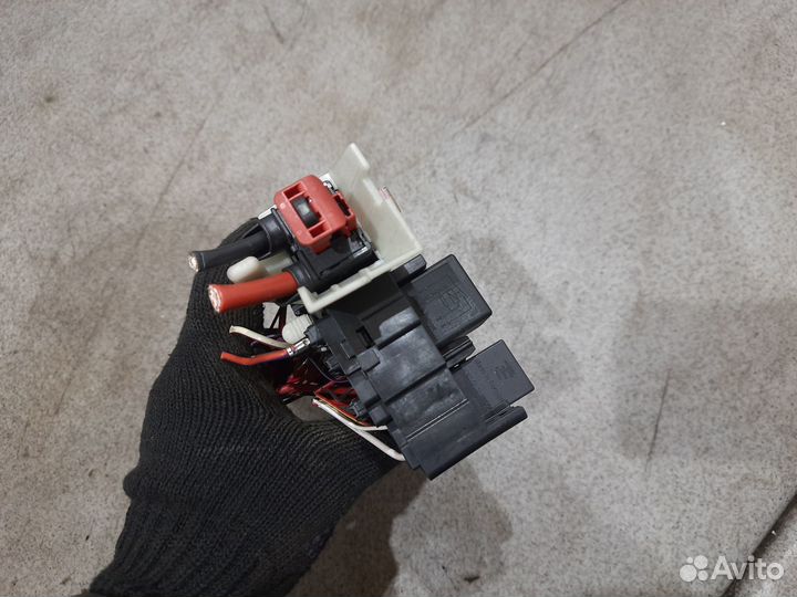 Блок предохранителей салона для Skoda Octavia A7