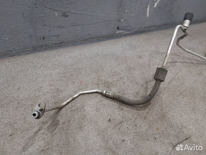 Трубка кондиционера для 1.8 CJS Skoda Octavia A7