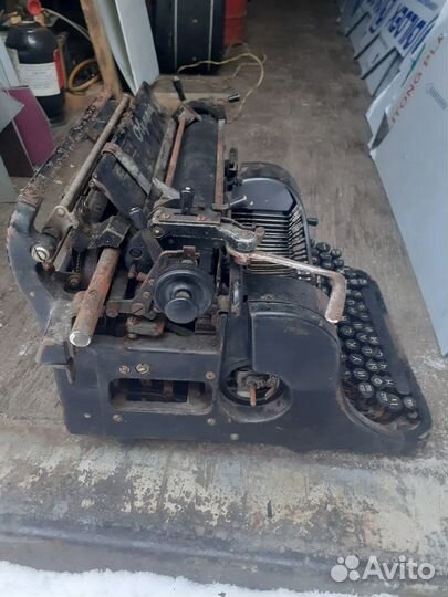 Печатная машинка Olympia