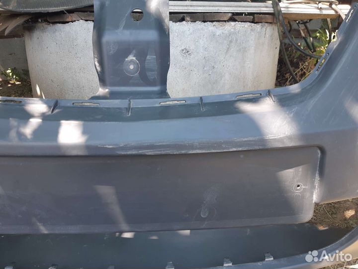 Бампер на ларгус