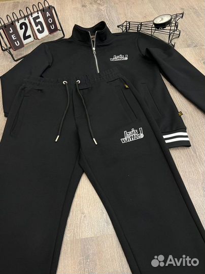 Спортивный костюм Louis Vuitton