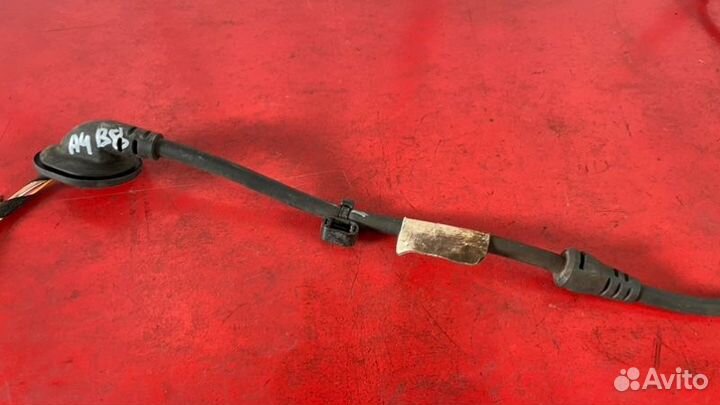 Провод датчика ABS задний правый Audi A4 B8 1.8