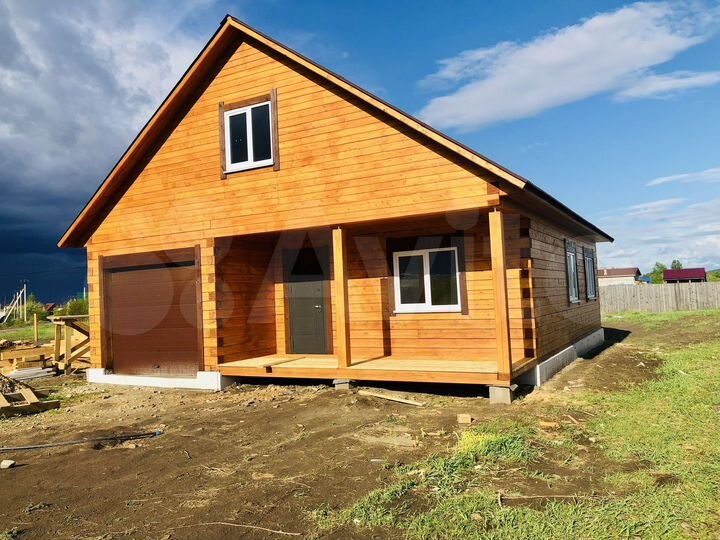 Дом 180 м² на участке 7 сот.