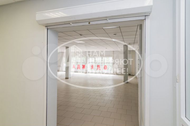 Сдам торговое помещение, 123.4 м²