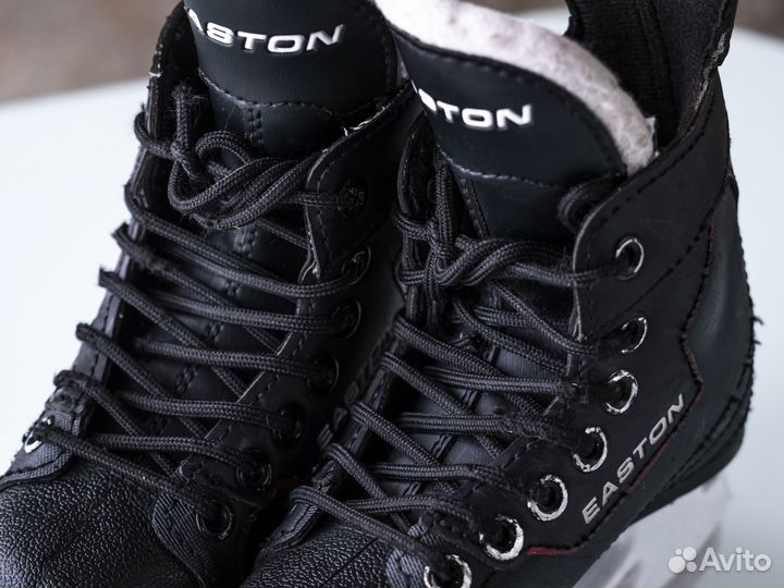 Хоккейные коньки для мальчика easton Y9