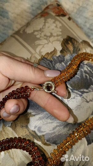 Янтарное ожерелье ручной работы