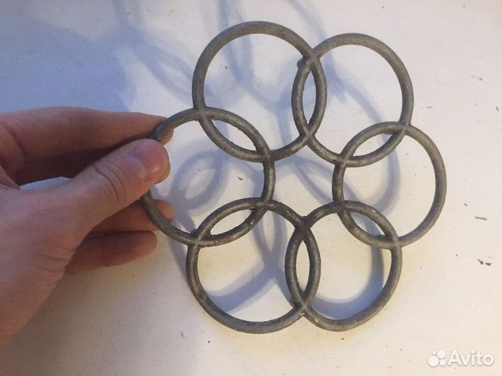 Подставка под горячее