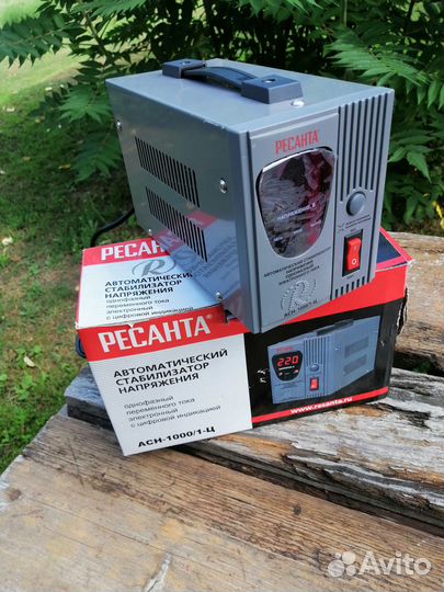 Стабилизатор напряжения Ресанта