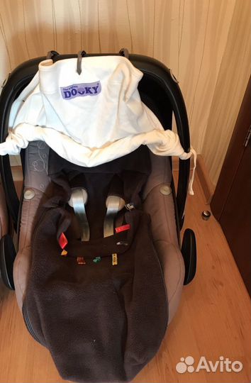 Комплект кресел maxi cosi pebble+maxi Cosi Pearl +