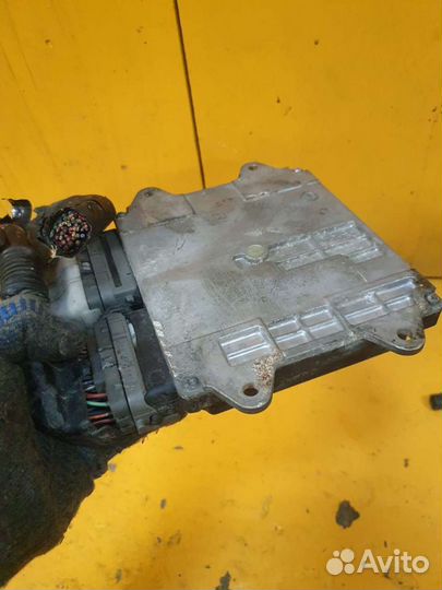 Блок управления двигателем двс 1.5 4A91 mitsubishi