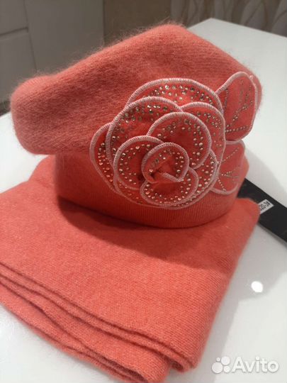 Комплект шапка и шарф женский