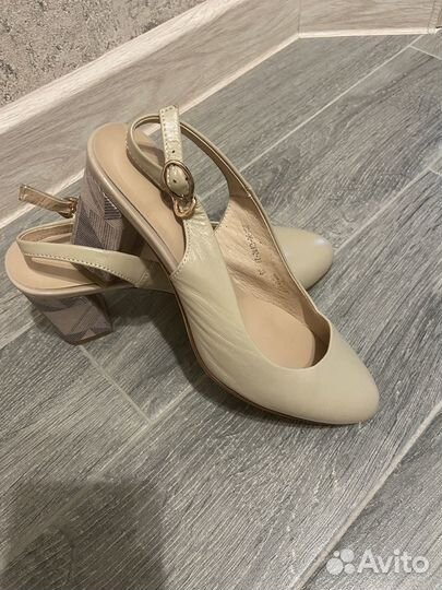 Продам обувь