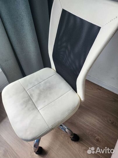 Компьютерное кресло б/у