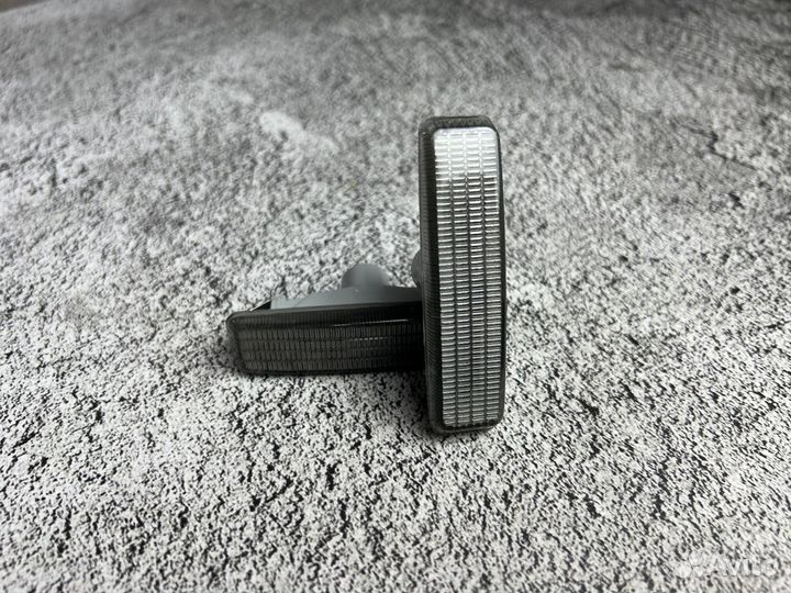 Тёмные повторители в крыло BMW 5 E39 дорест рест