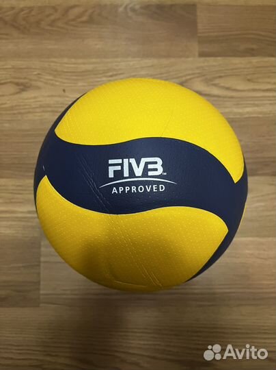 Волейбольный мяч Mikasa v200w Thailand