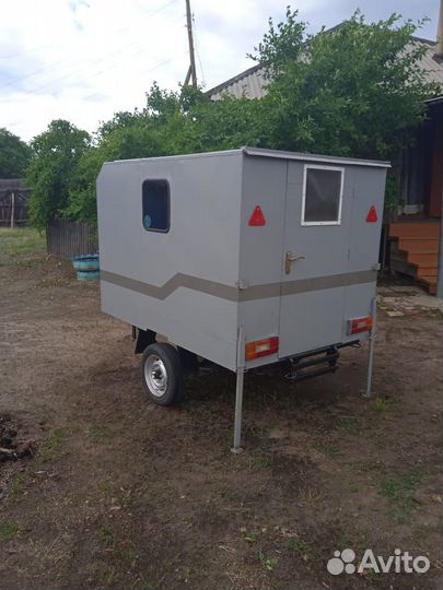 Прицеп дом на колесах