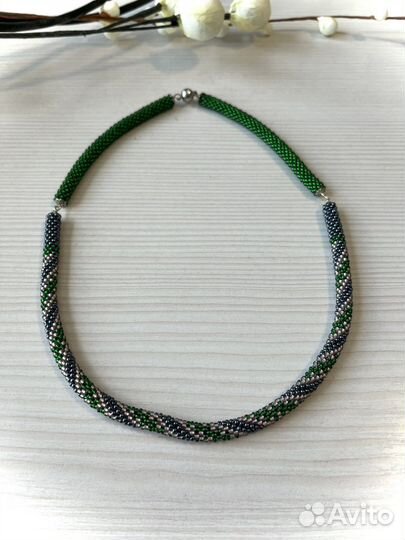 Бусы жгут из бисера