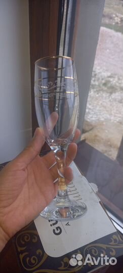 Бокалы для шампанского