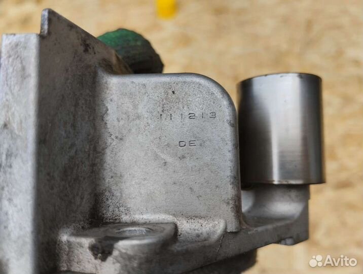 Натяжитель ремня грм Volkswagen Passat B5