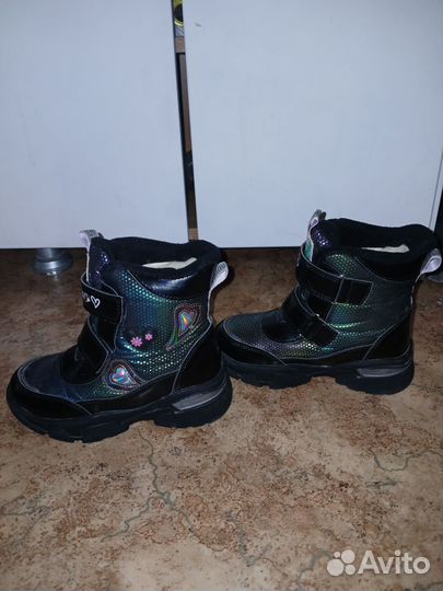 Сапоги (ботинки) зимние на девочку