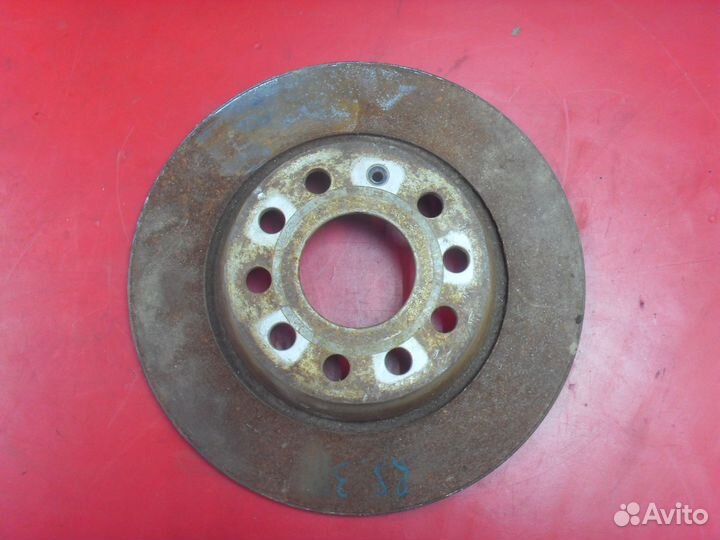 Диск тормозной задний 5C0615601 Skoda Octavia (A5)