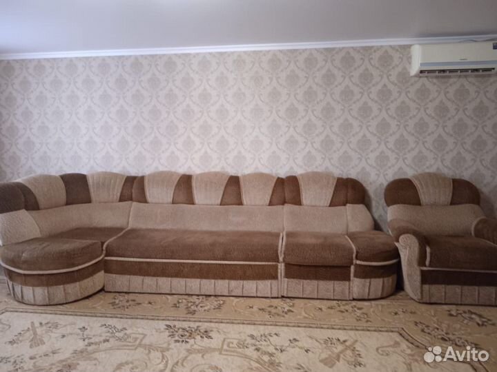 Угловой диван