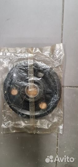 8ES-47310-00 ролик трака снегоходов yamaha Viking