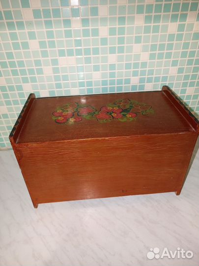 Винтажная хлебница