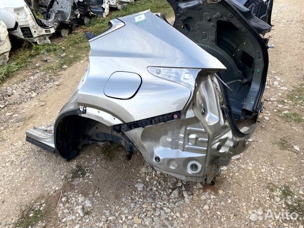 Задняя левая четверть Лексус нх 200 300