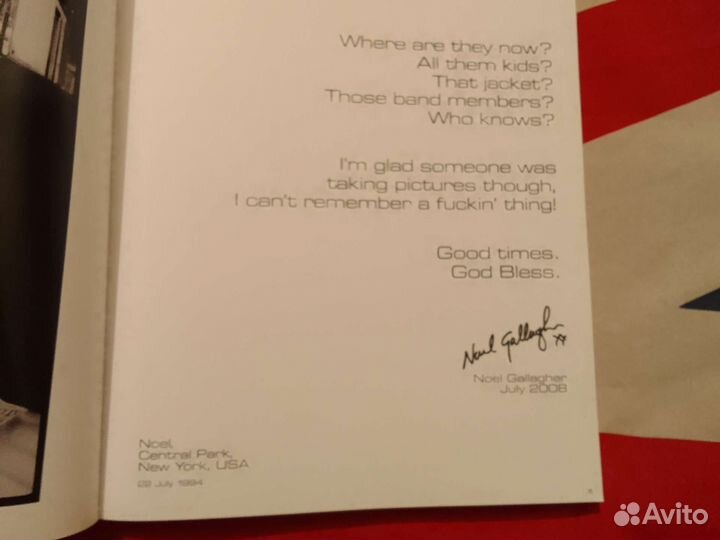 Книга фотоальбом Oasis: A Year on the Road