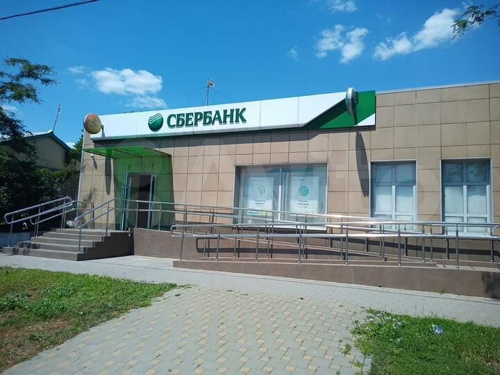 Торговое помещение / магазин, 403.6 м²
