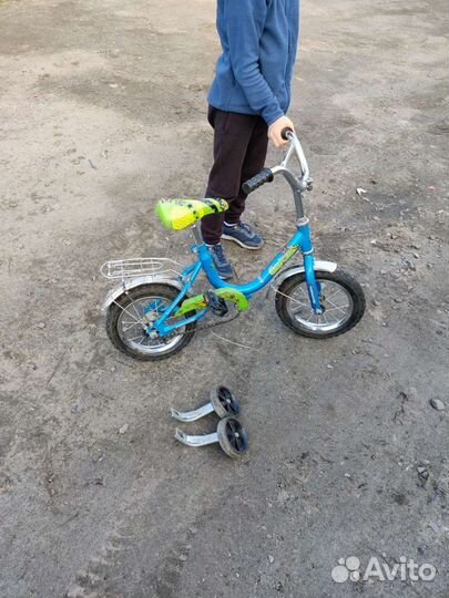 Детский велосипед 12