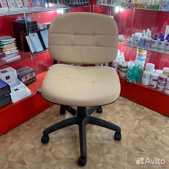 Стул мастера со спинкой 