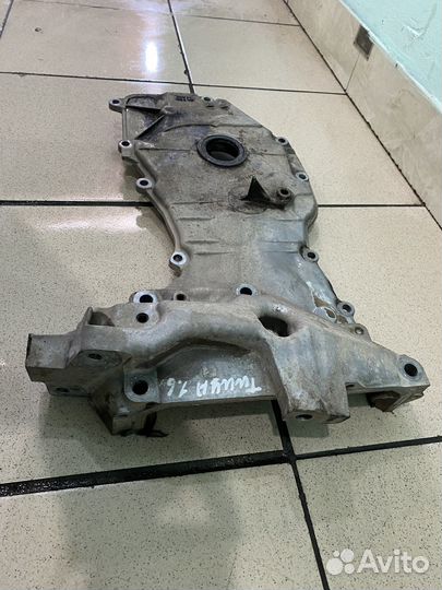Передняя крышка двигателя Nissan tiida C11