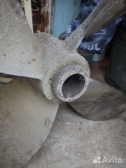 Гребной винт на катер типа 