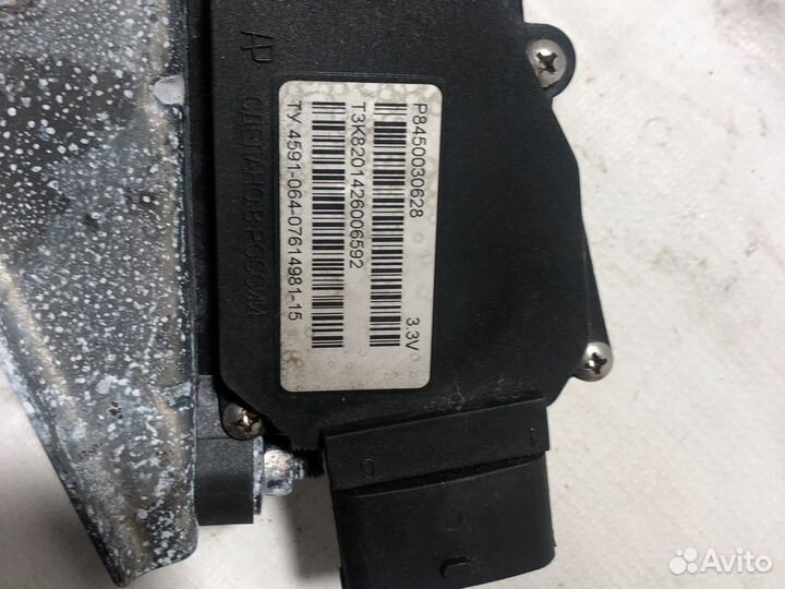 Электронная педаль газа LADA веста