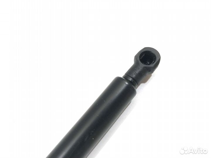 Амортизатор капота Volkswagen Touareg