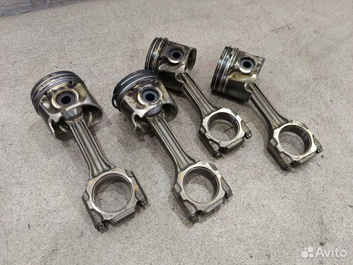 Шатун с поршнем в сборе для 1.9 TDI VW Bora G4