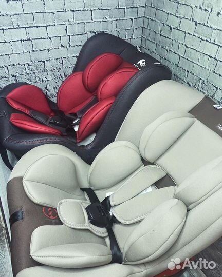 Детское автокресло новое