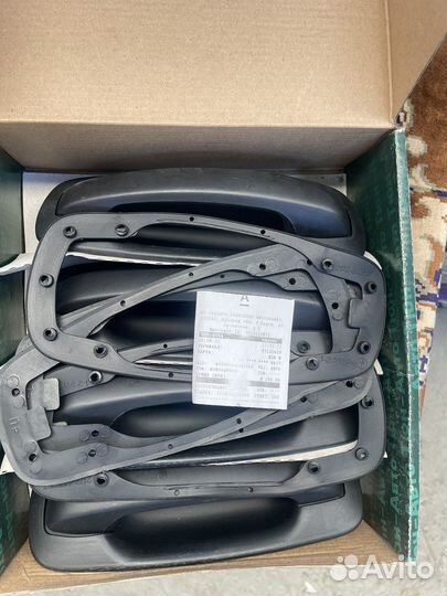 Набор дверных ручек priora