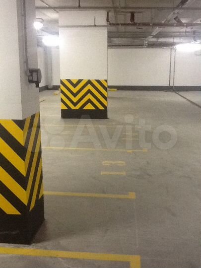 Машиноместо