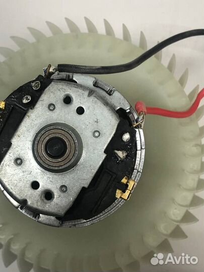 Вентилятор отопителя салона Nissens 87036