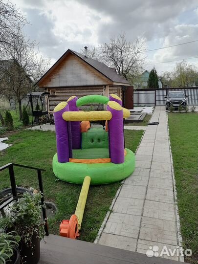 Детский надувной комплекс - батут с горкой