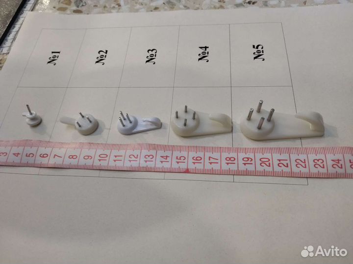 Крючки для картин