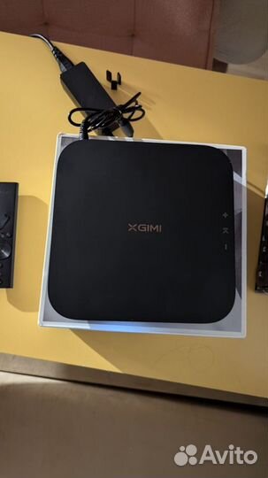 Смарт проектор Xgimi NEW Z6x