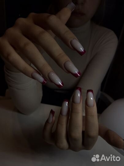 Маникюр, наращивание ногтей