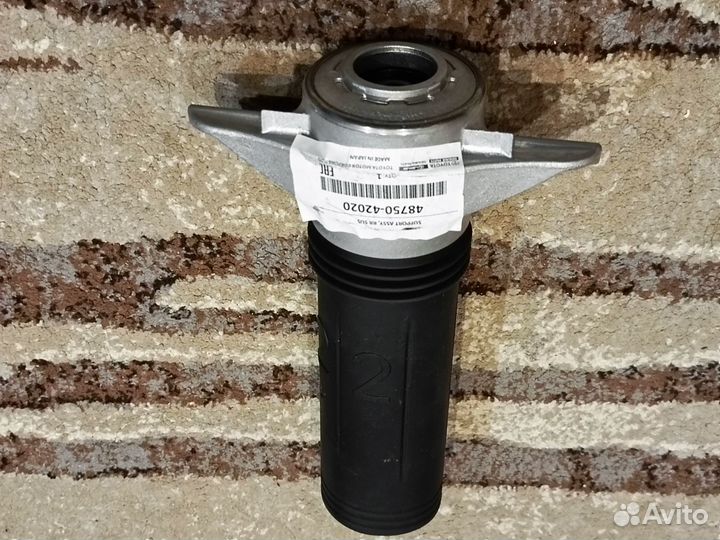 Опора заднего амортизатора Toyota Rav 4 XA50