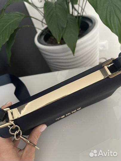 Сумка кросс боди tommy hilfiger новая