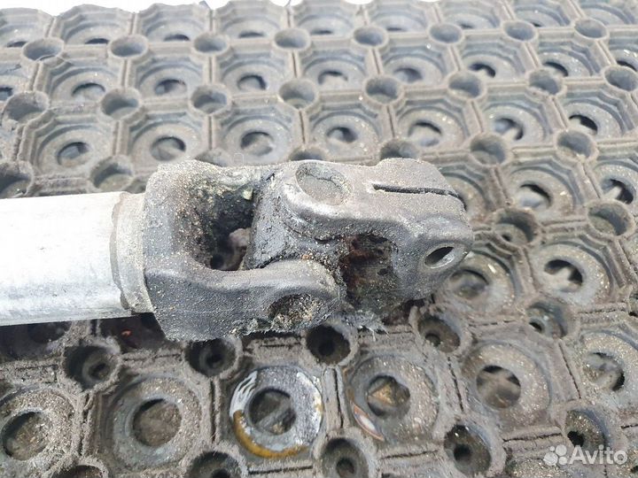 Кардан рулевой Iveco Stralis