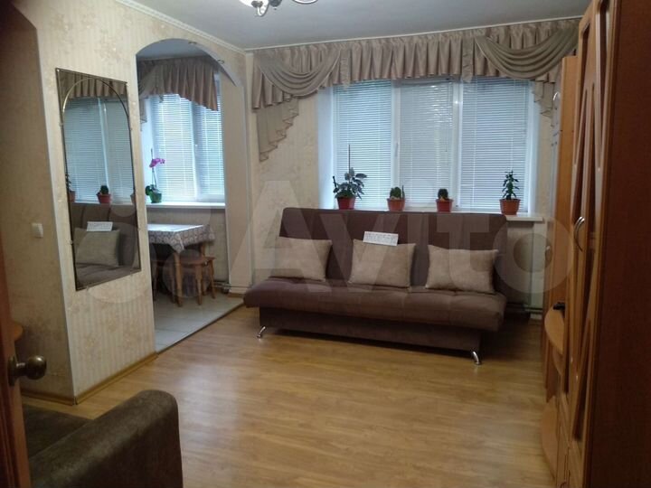 3-к. квартира, 60 м², 1/5 эт.